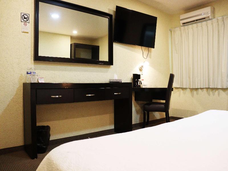 Wyndham Garden Aguascalientes Hotel & Casino image