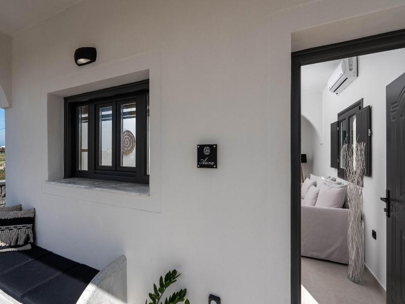 Almira Luxury Suites