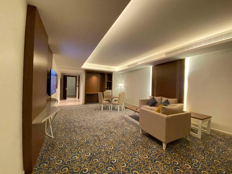 Al Diyafa Hotel image