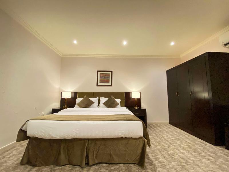 Al Diyafa Hotel image
