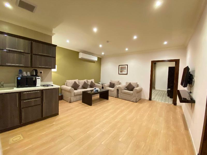 Al Diyafa Hotel image