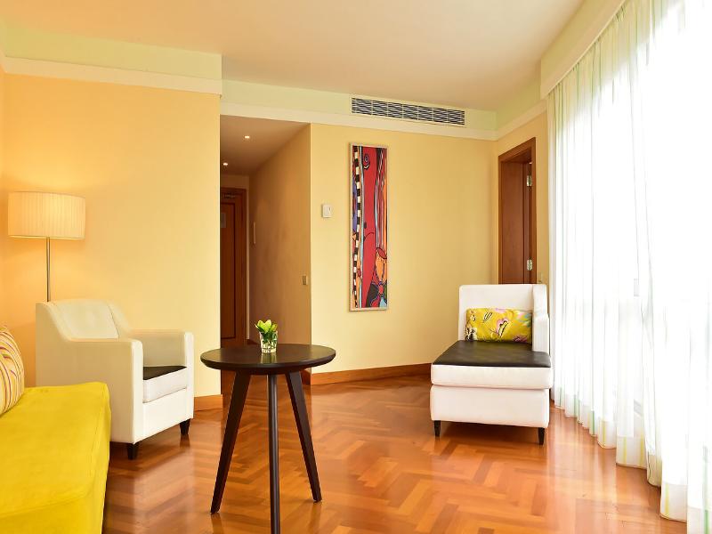 PESTANA PROMENADE PREMIUM OCEAN RESORT image