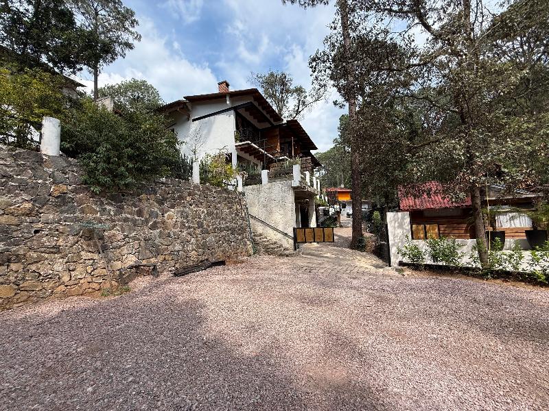 Encino House Hotel & Glamping Valle de Bravo
