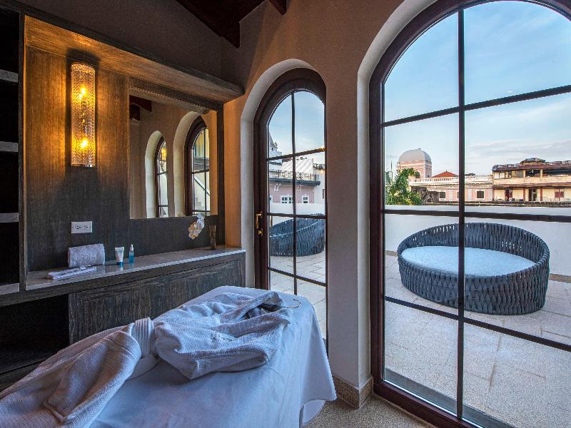 La Compania, In The Unbound Collection By Hyatt image