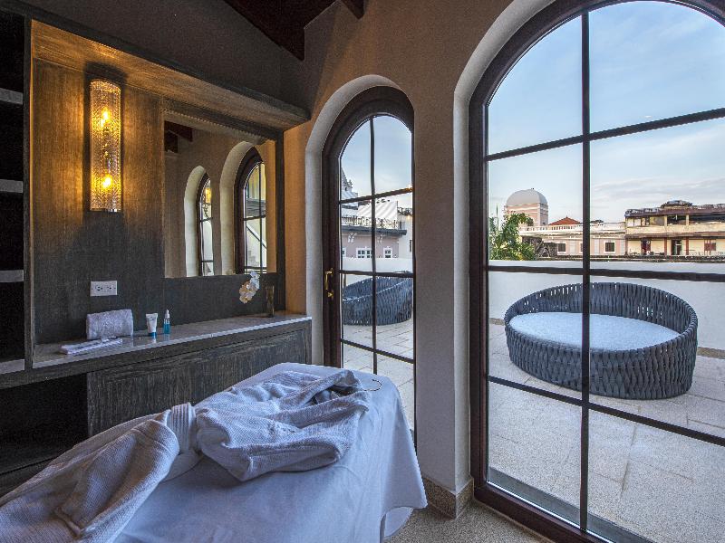 La Compania, In The Unbound Collection By Hyatt image
