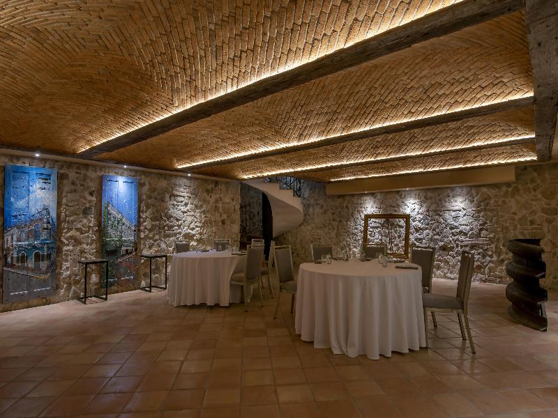 La Compania, In The Unbound Collection By Hyatt image