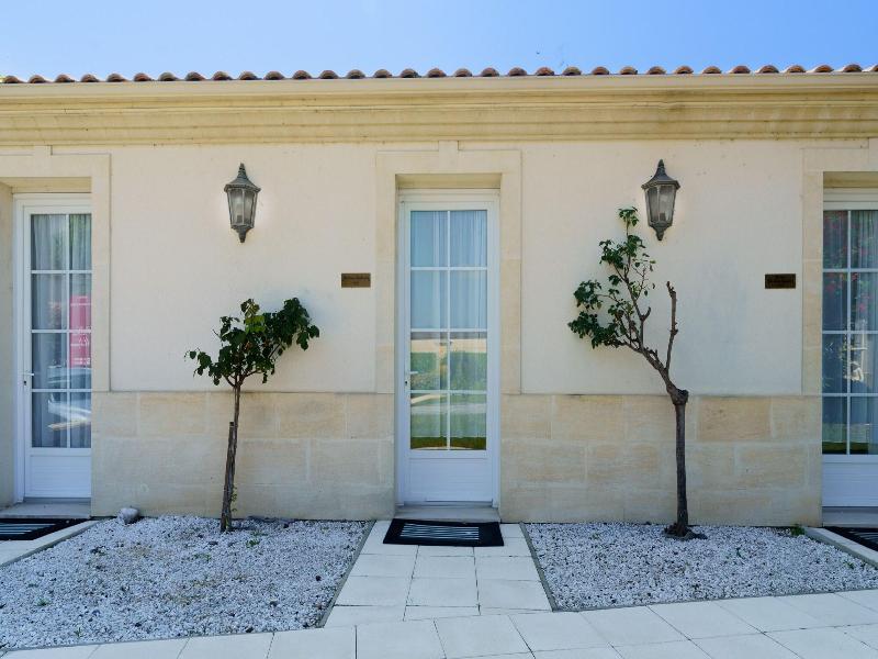 Le Pavillon De Margaux image