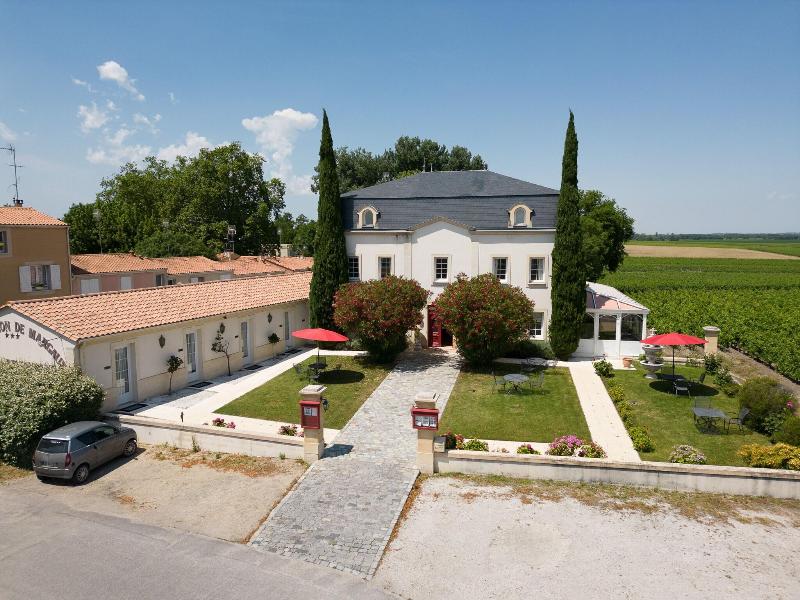 Le Pavillon De Margaux image