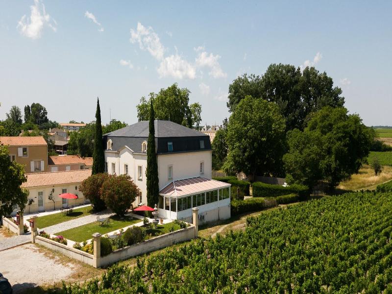 Le Pavillon De Margaux image