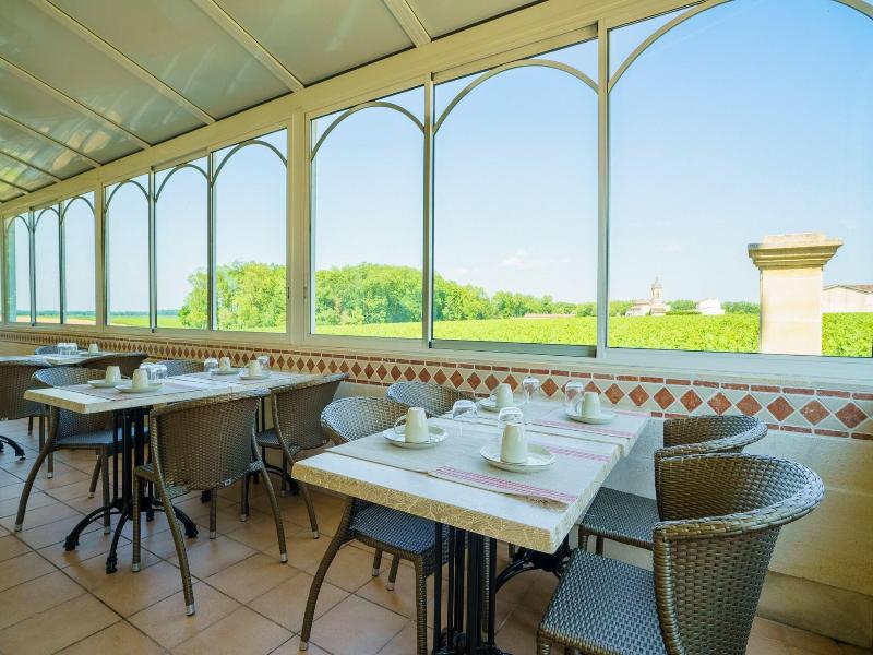 Le Pavillon De Margaux image