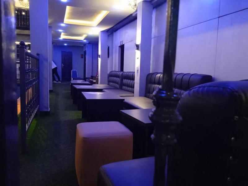 Wizy Hyatt Hotel