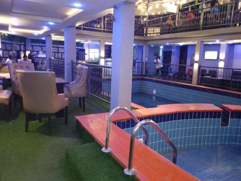 Wizy Hyatt Hotel