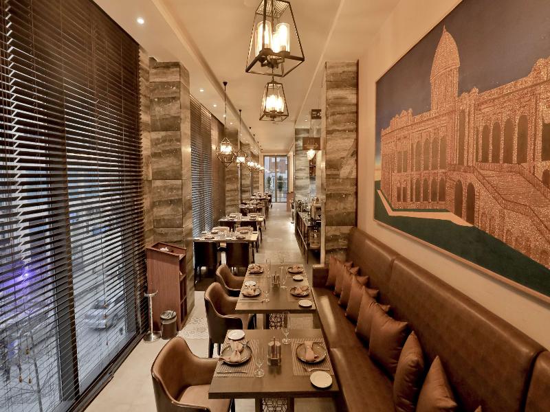 Best Western PLUS Runway - Luxury Collection Hotel image