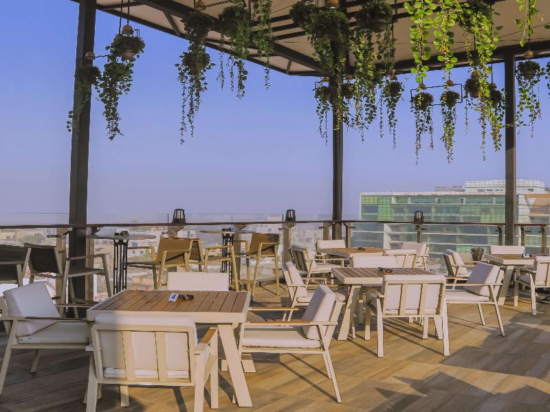Best Western PLUS Runway - Luxury Collection Hotel image