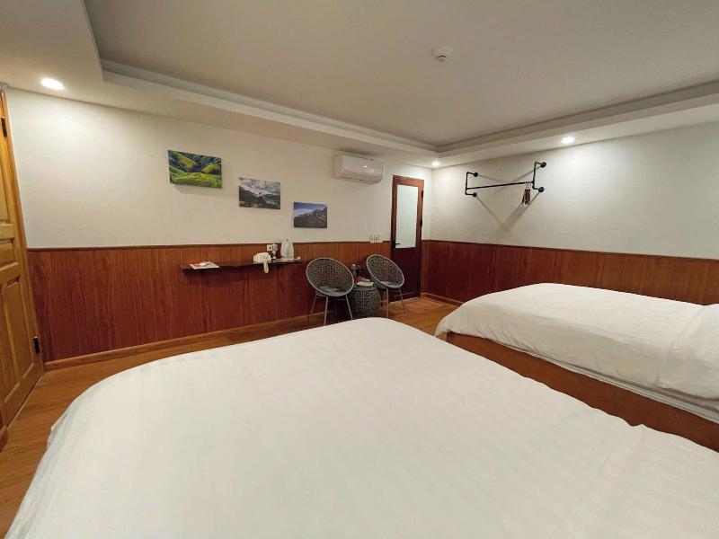 Flaco Hostel Sapa image