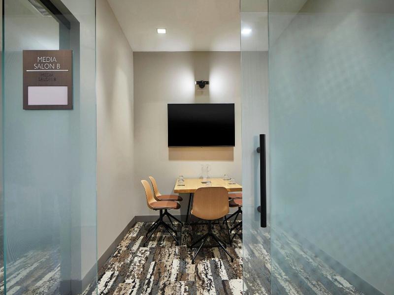 Ac Hotel By Marriott Austin Hill Country image