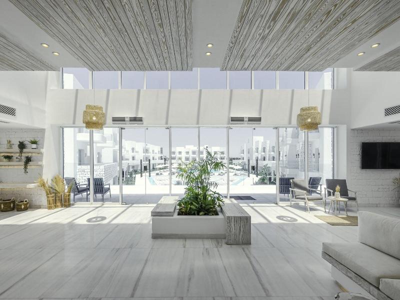 Tanoak Resort image