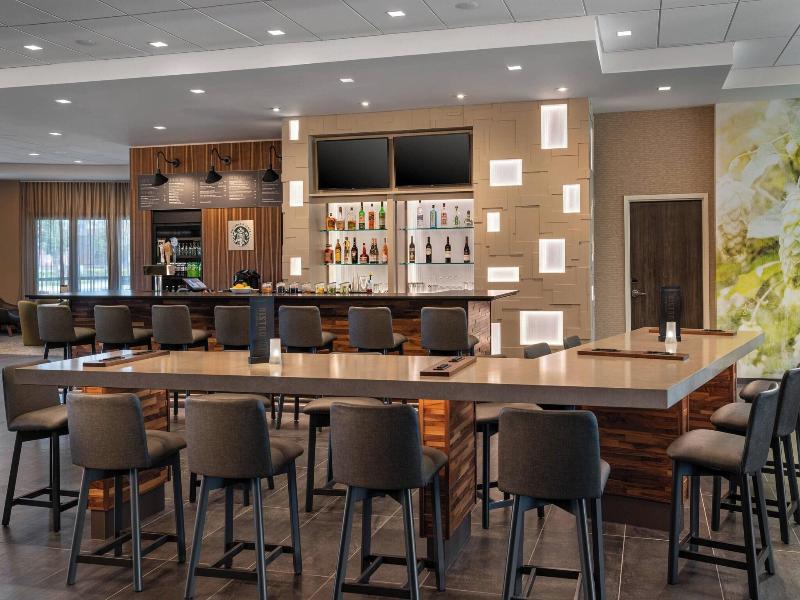 Courtyard By Marriott Petaluma Sonoma County image