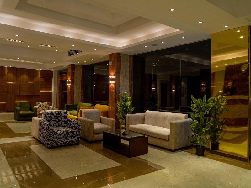 Nine Pyramids View Hotel image