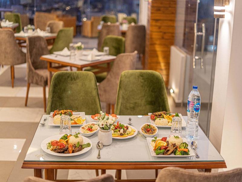 Nine Pyramids View Hotel image