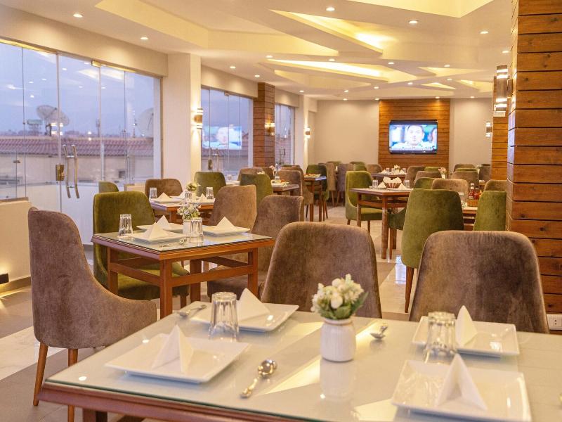 Nine Pyramids View Hotel image