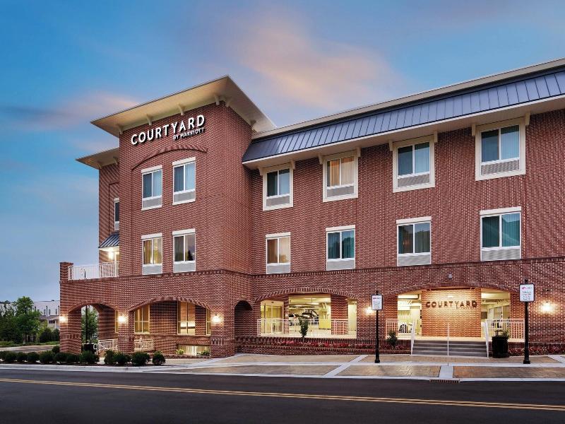 Courtyard By Marriott Atlanta Duluth Downtown image
