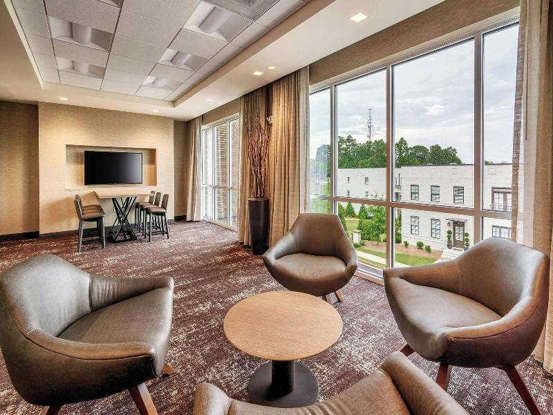 Courtyard By Marriott Atlanta Duluth Downtown image