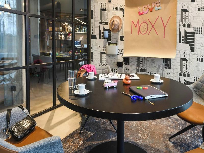 Moxy Dresden Neustadt image