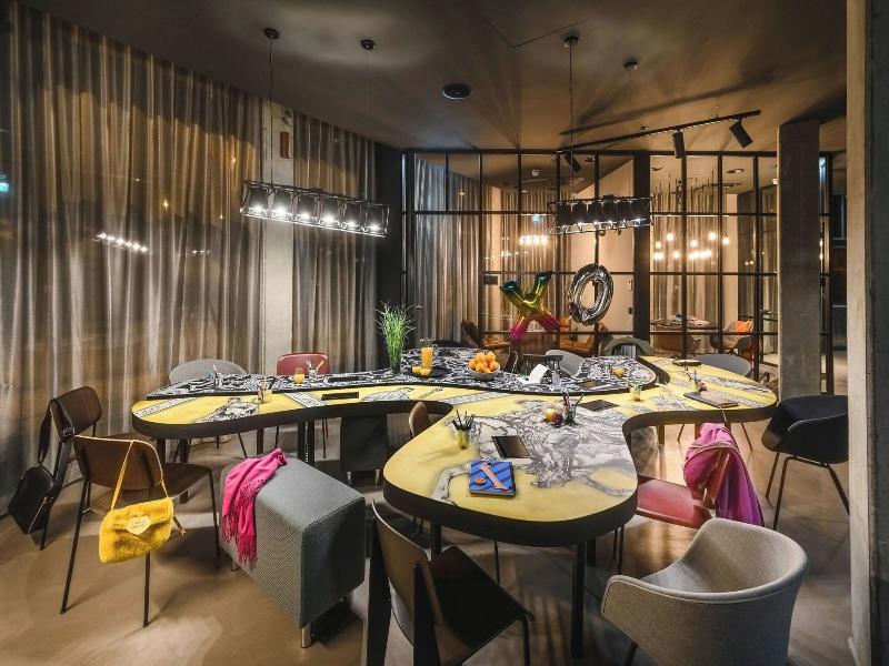 Moxy Dresden Neustadt image