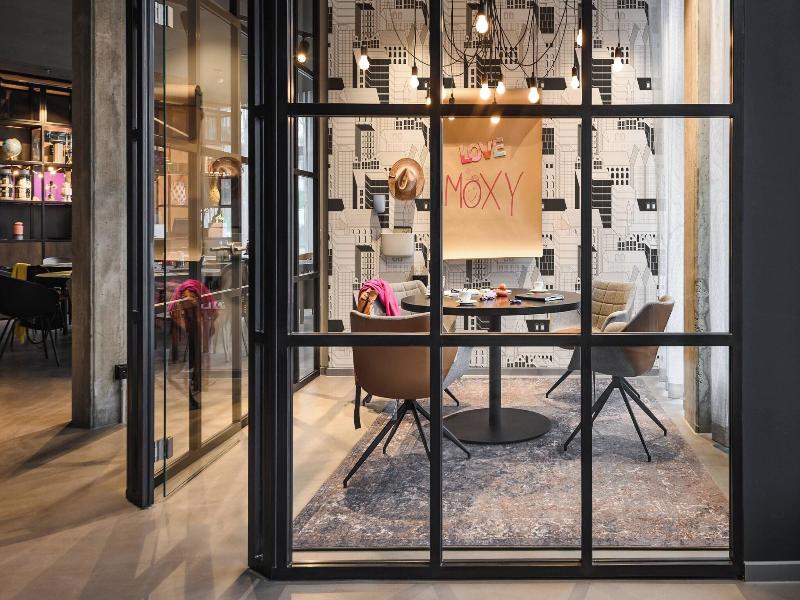 Moxy Dresden Neustadt image