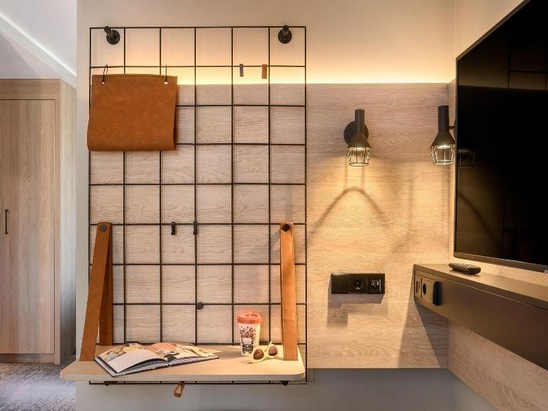Moxy Dresden Neustadt image