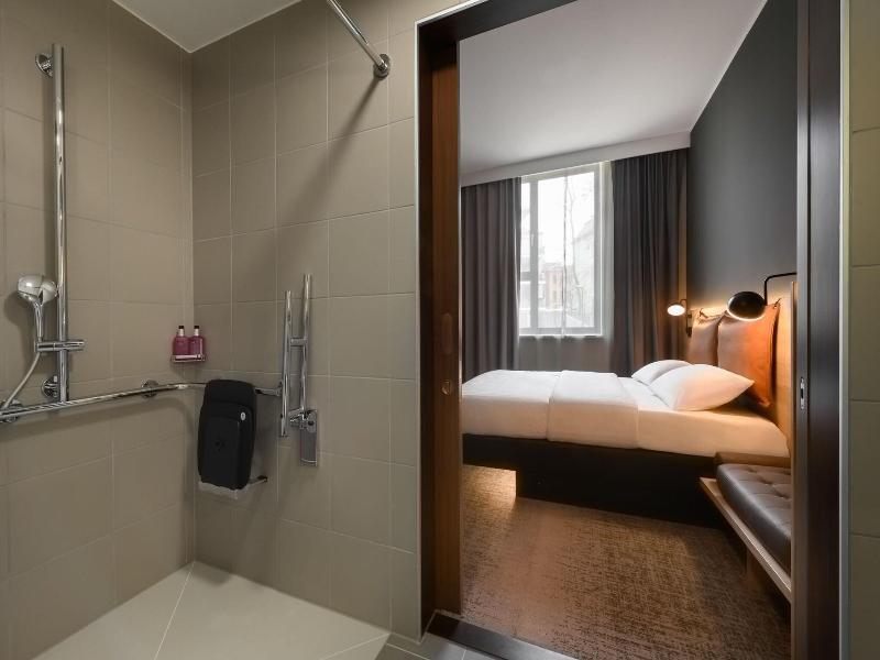 Moxy Dresden Neustadt image