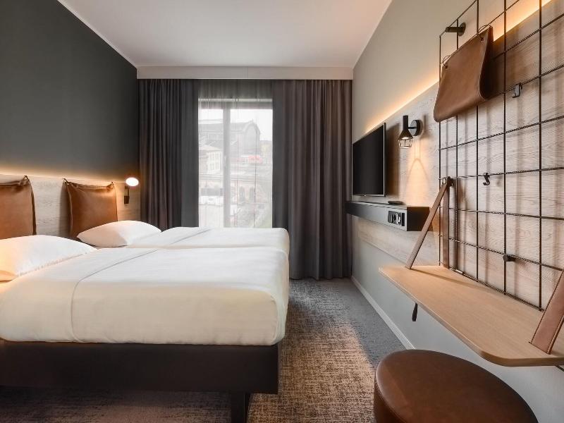 Moxy Dresden Neustadt image