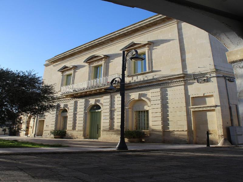 Palazzo Mandurino image