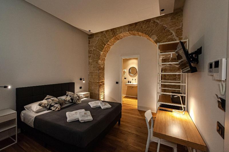Palazzo Al Carmine image