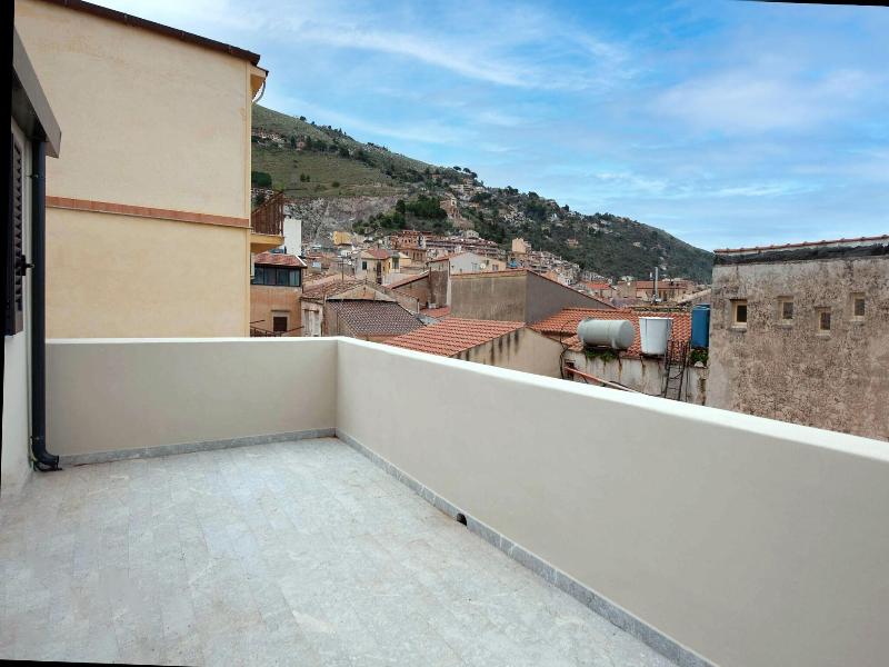 Palazzo Al Carmine image