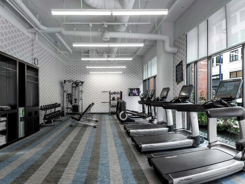 Aloft Columbus Easton image