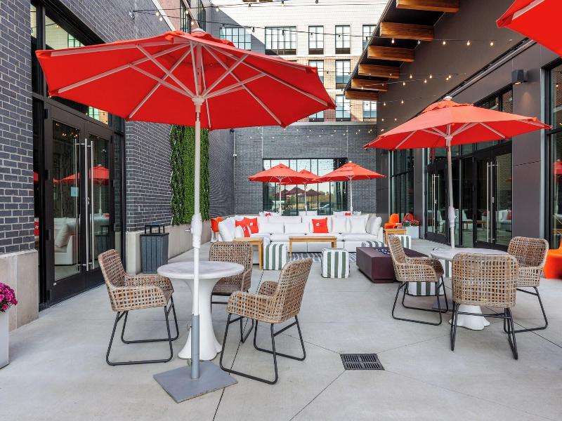 Aloft Columbus Easton image