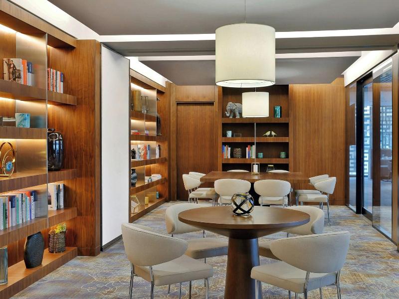 Jeddah Marriott Hotel Madinah Road image