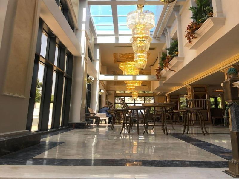 Golden Hill Hotel Downtown image