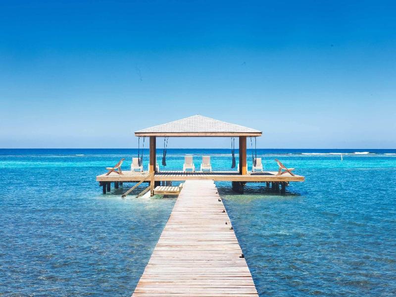 Puerta Azul image