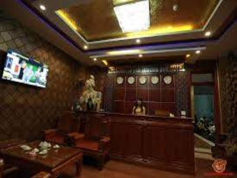 Tan Truong Son Hotel By Zuzu — view