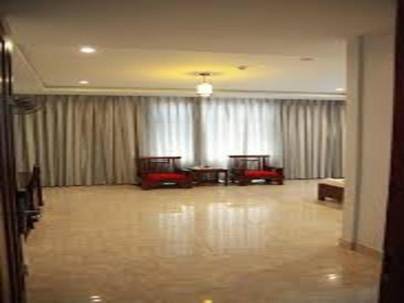 Tan Truong Son Hotel By Zuzu — view