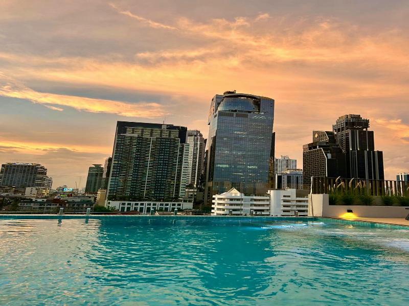 The Sacha Apart Hotel Thonglor image