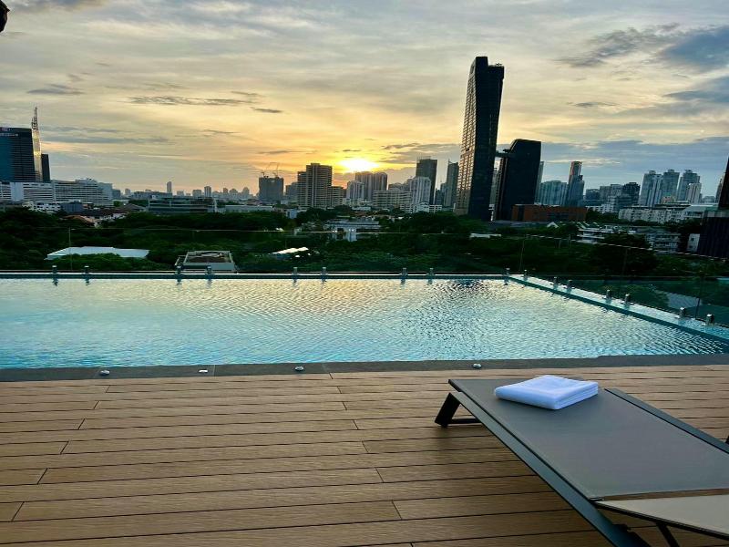 The Sacha Apart Hotel Thonglor image