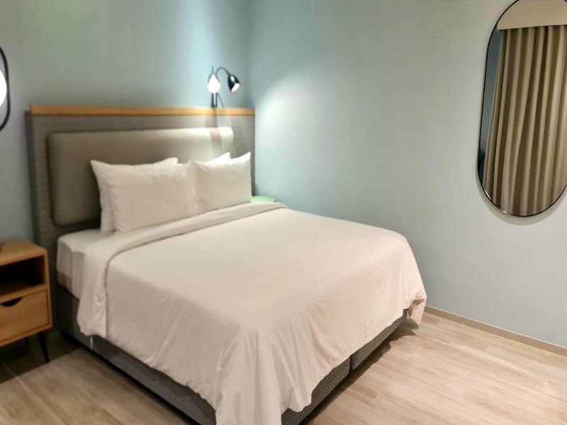 The Sacha Apart Hotel Thonglor image