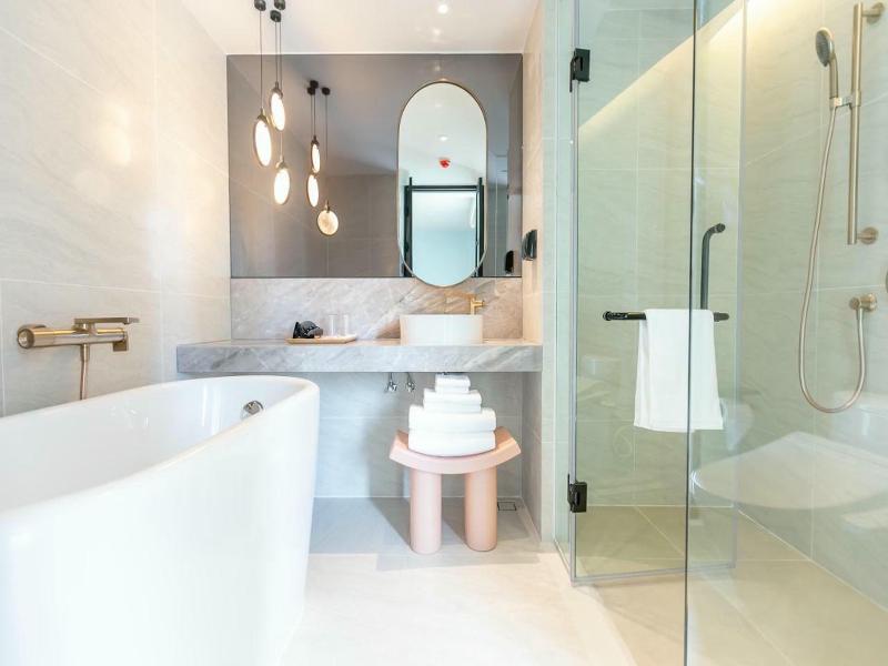 The Sacha Apart Hotel Thonglor image