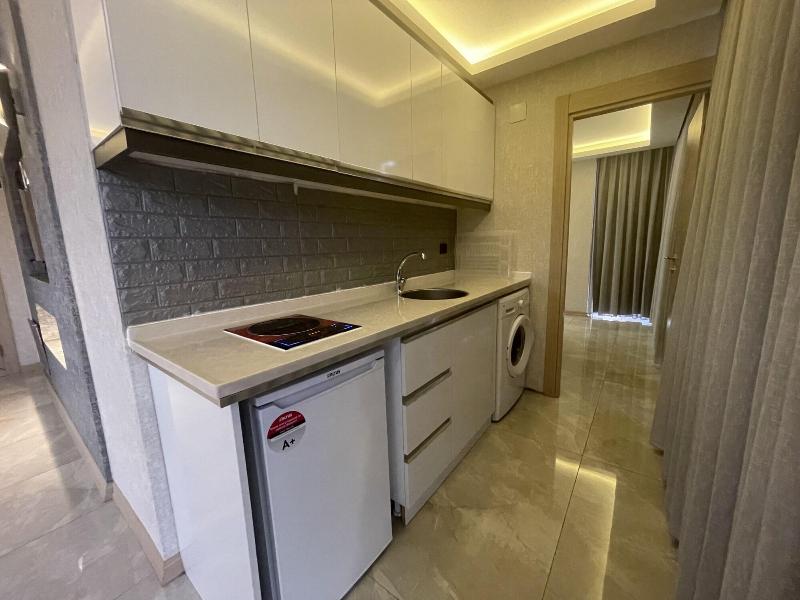 Le Luxe Suites Hotel & Spa image