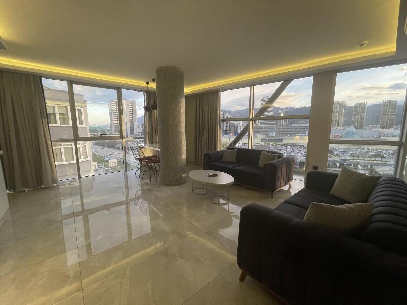 Le Luxe Suites Hotel & Spa image