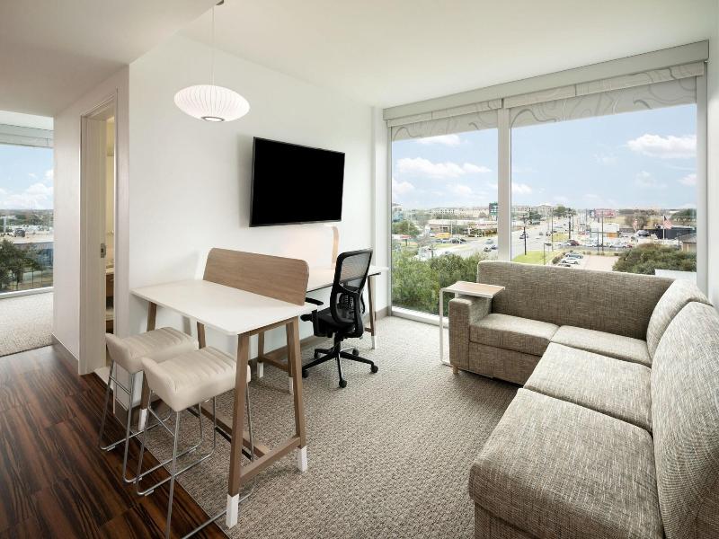 Element Austin At The Domain image